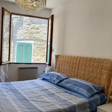 Host4u - Ligurian Autentic Village Daire Moltedo