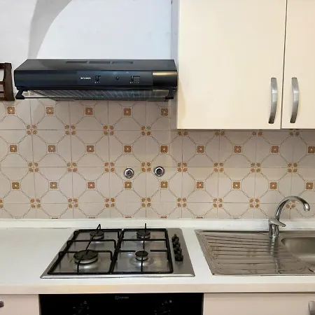 Host4u - Ligurian Autentic Village Daire *